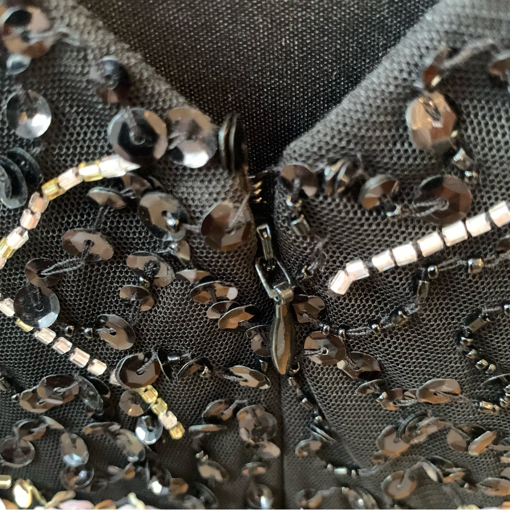 Adrianna Papell Women's Black Floral
Beaded Aline Midi Dress - Picture 5 of 9